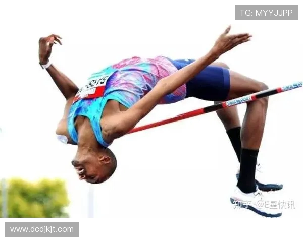 上海足球队耐力表现创新高引发热议足球界瞩目新纪录诞生