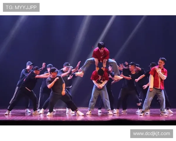 全国街舞大赛点评南京攀岩队的舞蹈意识与团队协作表现分析