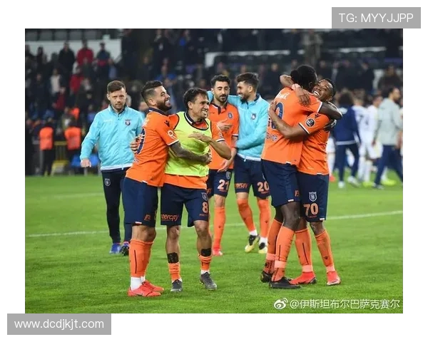 北京足球队在城市联赛积分榜上以83分稳居第一名展现强大实力