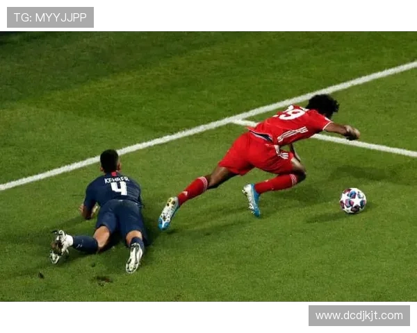 列斯联与保顿激战正酣实时比分更新与精彩瞬间回顾 列斯联与保顿激战正酣实时比分更新与精彩瞬间回顾