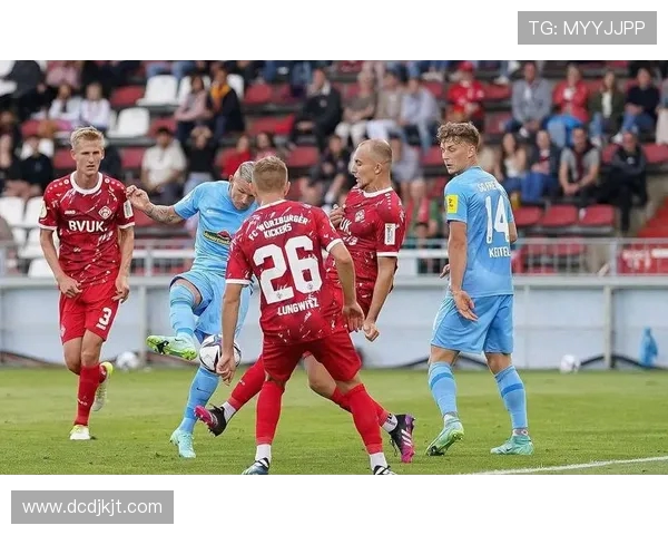 德乙精彩对决慕尼黑主场迎战雷根堡争夺三分之战