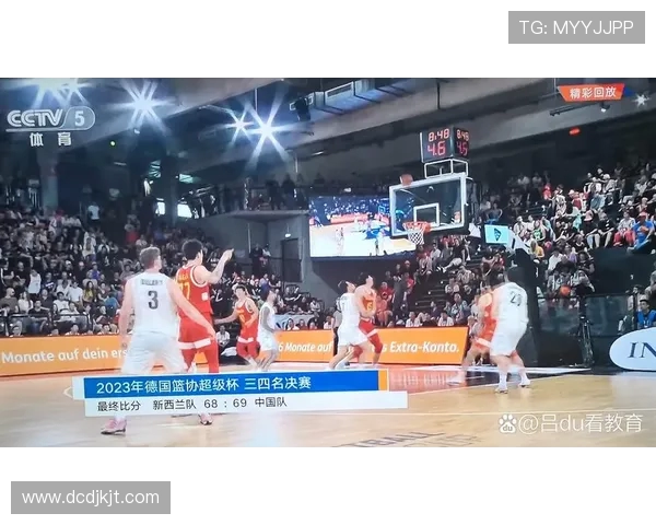 意大利队与新西兰队下半场精彩对决分析与战术解读