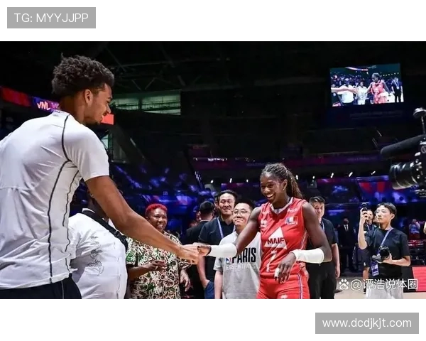 文班亚马法国队首秀狂砍27分震撼意大利吸引众多NBA球探关注 文班亚马法国队首秀狂砍27分震撼意大利吸引众多NBA球探关注